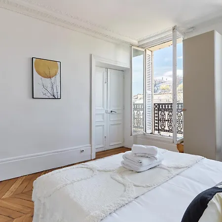 Le Marais By Prestige Apartment *